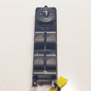MANDO ELEVALUNAS DELANTERO IZQUIERDO AM5T14A132BB FORD C-MAX (CB7) Autodesguaces Alicante