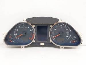 CUADRO INSTRUMENTOS 4F0920900R AUDI A6 BERLINA (4F2) Autodesguaces Alicante