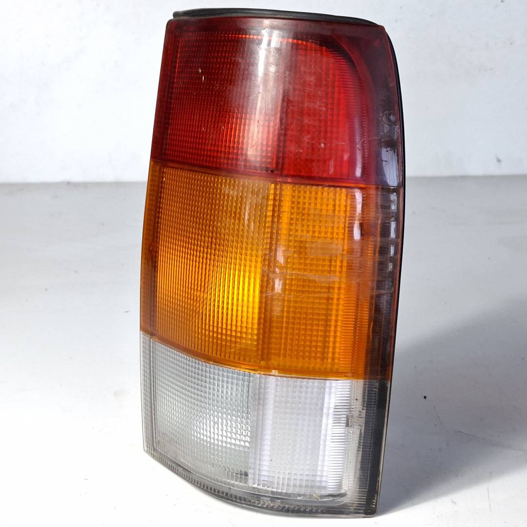 Foto 2 de Piloto Trasero Izquierdo Tata Safari (1998–2020)