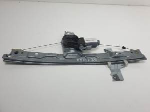 ELEVALUNAS DELANTERO IZQUIERDO 9661182380 PEUGEOT 207 Autodesguaces Alicante