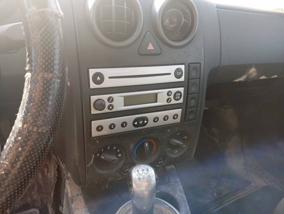 SISTEMA AUDIO / RADIO CD