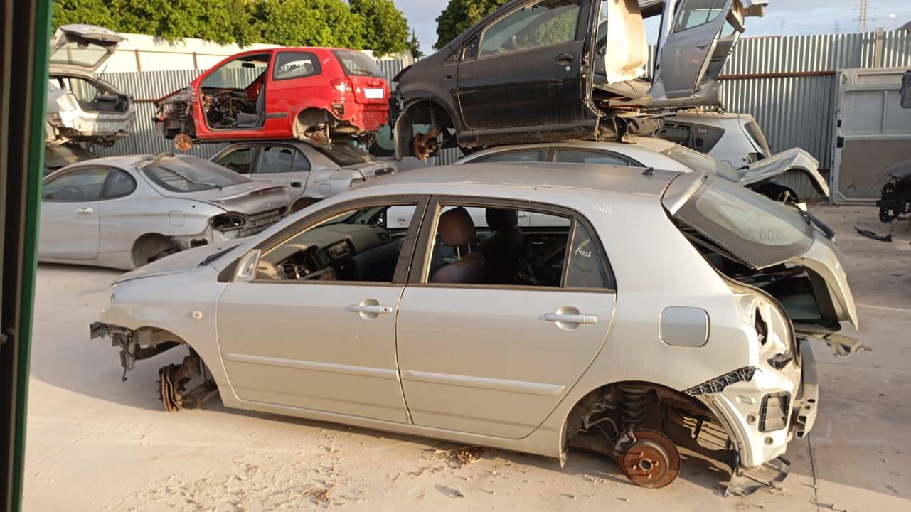 Imagen del vehículo TOYOTA COROLLA (E12)