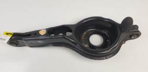 BRAZO SUSPENSION INFERIOR TRASERO DERECHO F1F15K652CA FORD FOCUS LIM. Autodesguaces Alicante