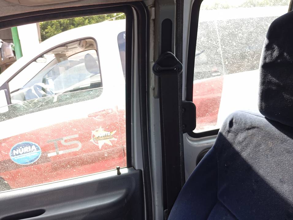 CINTURON SEGURIDAD DELANTERO DERECHO