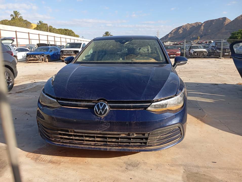 Imagen del vehículo VOLKSWAGEN GOLF VIII LIM. (CD1)