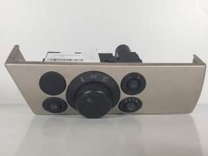 MANDO LUCES 13100136ZD OPEL ASTRA H BER. Autodesguaces Alicante