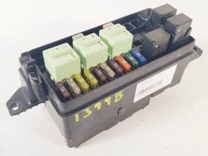 CAJA RELES / FUSIBLES 17236010 MINI CABRIO (R57) Autodesguaces Alicante