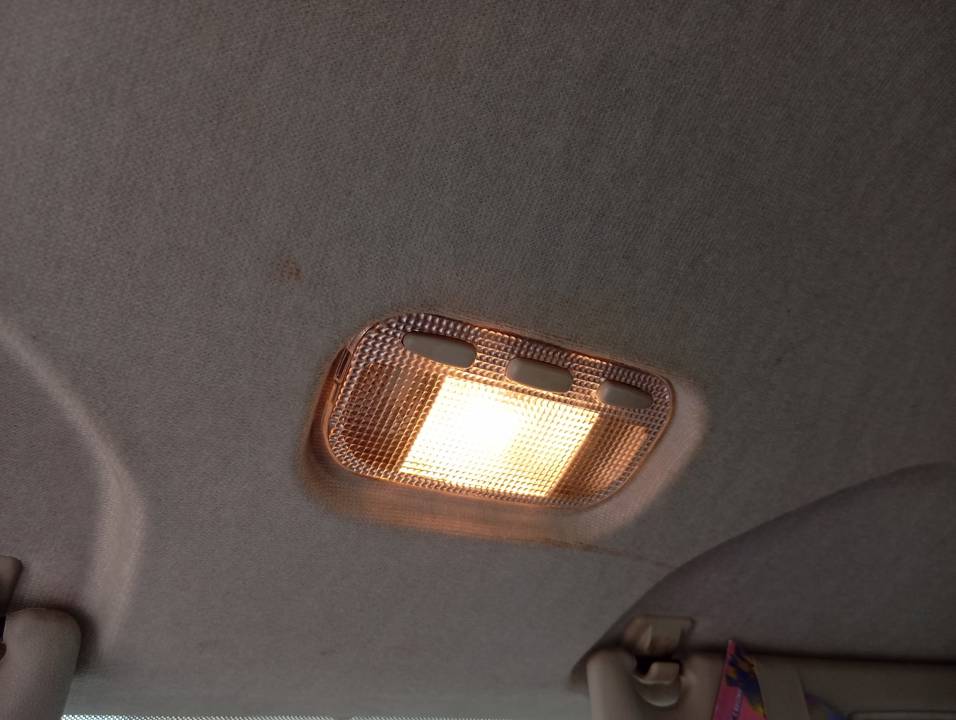 LUZ INTERIOR