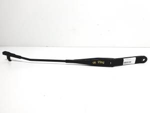 BRAZO LIMPIA DELANTERO DERECHO 4M5117526BB FORD FOCUS BERLINA (CAP) Autodesguaces Alicante