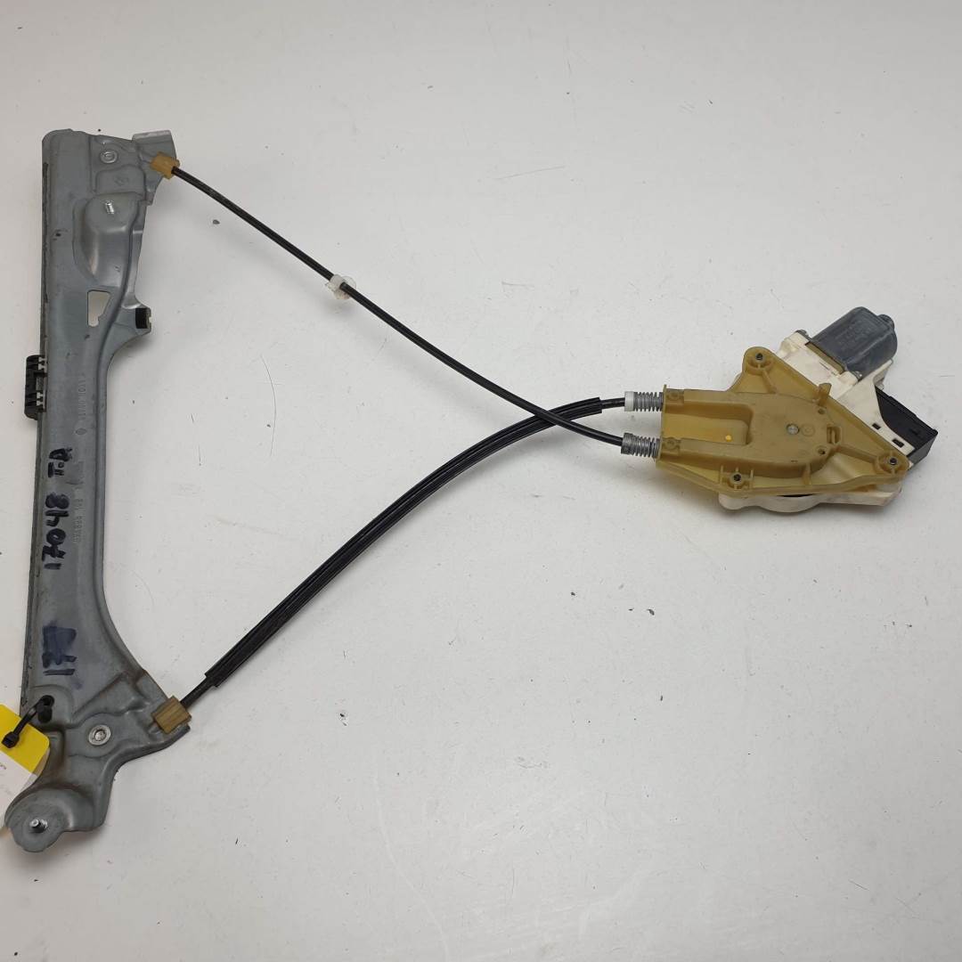 ELEVALUNAS TRASERO DERECHO - 827300001R - RENAULT - LAGUNA GRANDTOUR III
