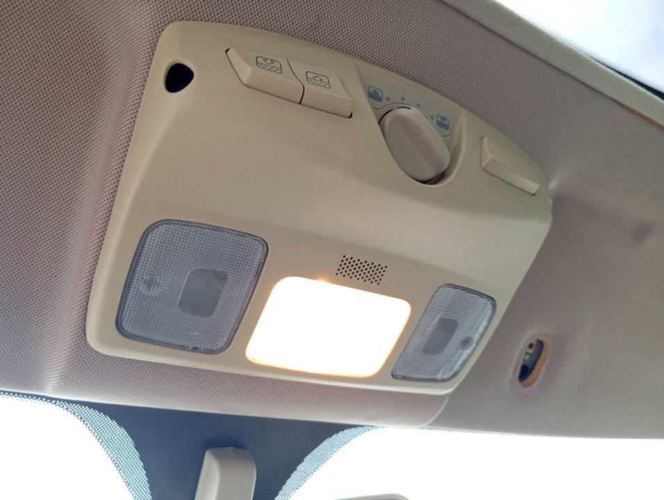 LUZ INTERIOR