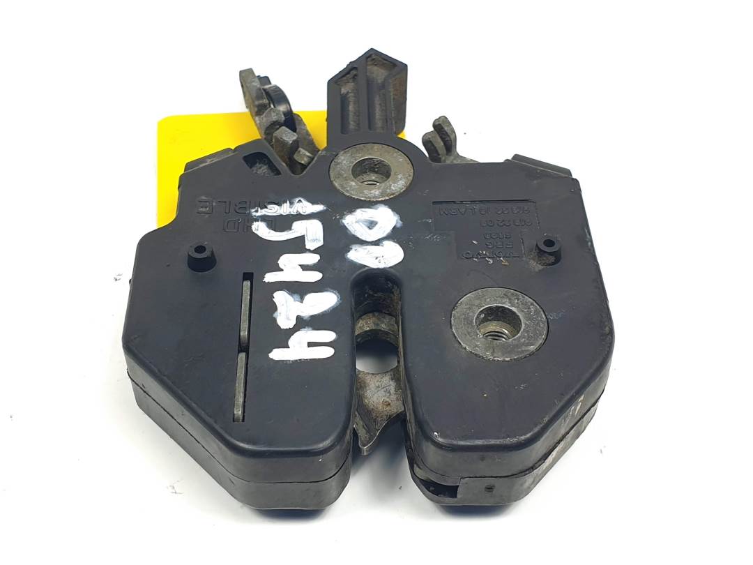 CERRADURA CAPOT - 9133209 - VOLVO - SERIE 850