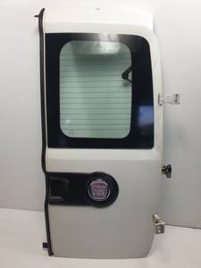 PORTON TRASERO DERECHO FIAT DOBLO Autodesguaces Alicante
