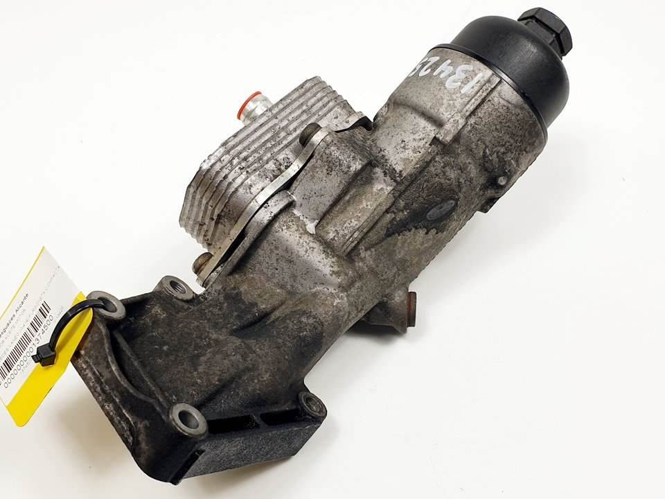 ENFRIADOR ACEITE MOTOR - A6681800065 - MERCEDES - VANEO (W414) FURGONETA COMPACTA