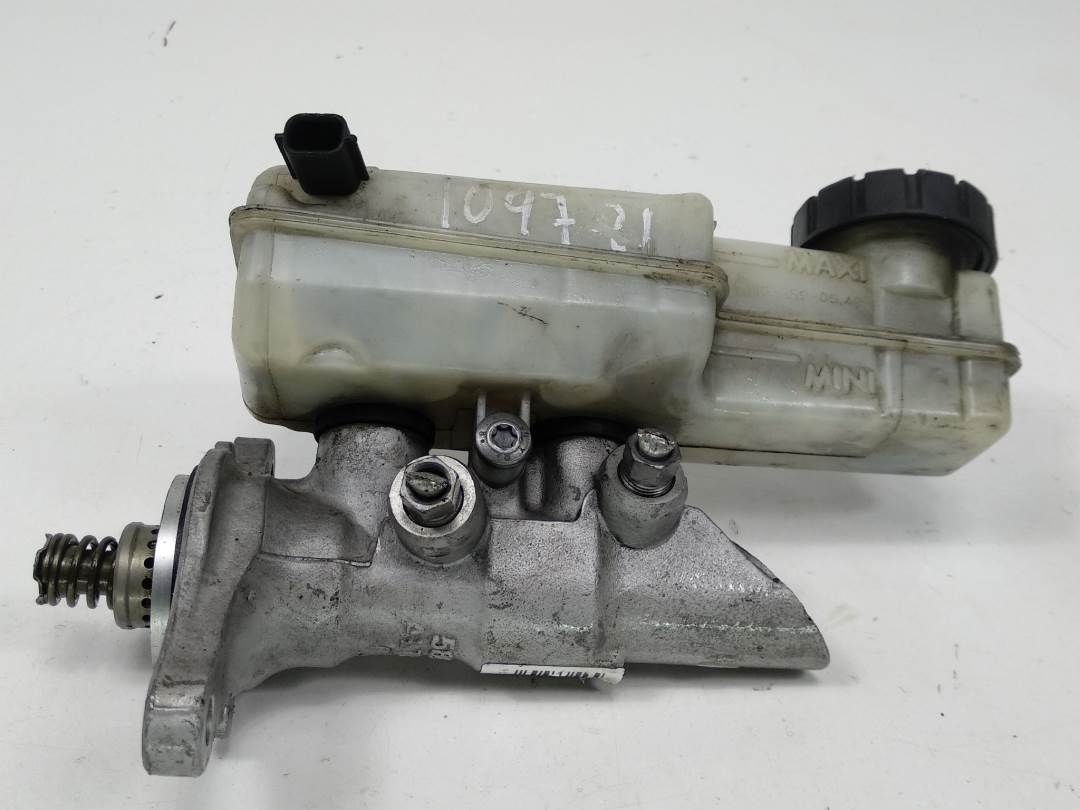 Hauptbremszylinder - 460910009R - RENAULT - MEGANE III BERLINA 5P