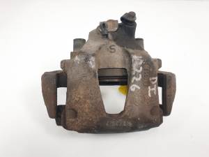 PINZA FRENO DELANTERA IZQUIERDA ALFA ROMEO SPIDER (163) Autodesguaces Alicante