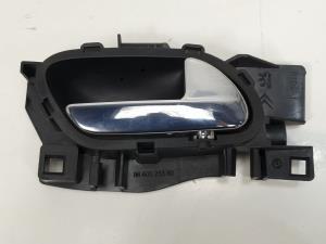 MANETA INTERIOR DELANTERA DERECHA 9660525380 PEUGEOT 308 (T7) Autodesguaces Alicante