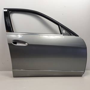 PUERTA DELANTERA DERECHA MERCEDES CLASE E (W212) FAMILIAR Autodesguaces Alicante