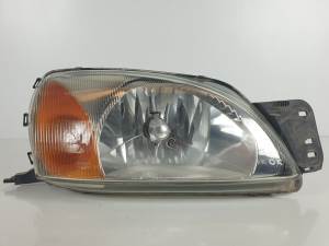 FARO DERECHO 1305235479 FORD FIESTA BERLINA (DX) Autodesguaces Alicante