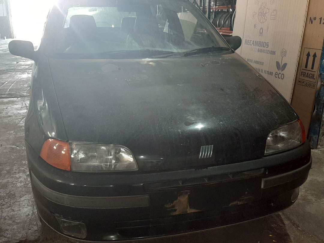FIAT PUNTO BERLINA (176) (1993 - 1999)