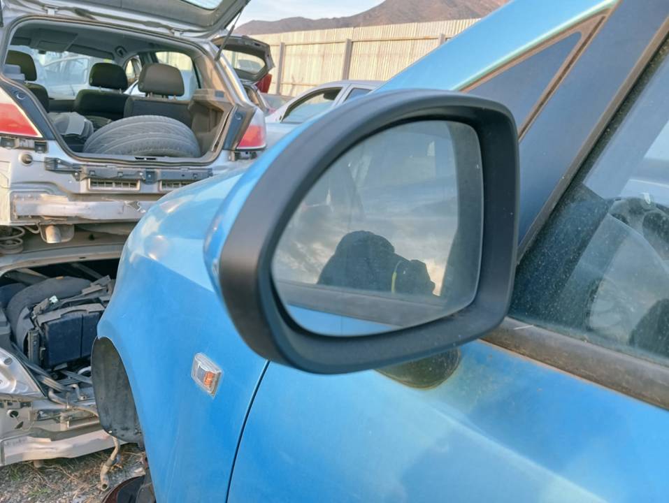 RETROVISOR IZQUIERDO