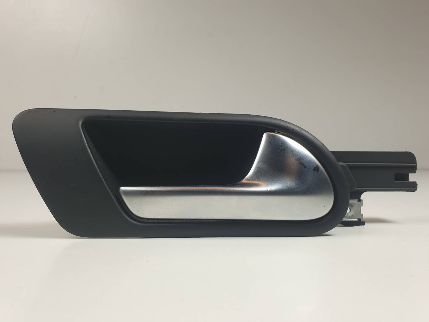 MANETA INTERIOR TRASERA DERECHA - 1K5837114 - VOLKSWAGEN - GOLF V VARIANT (1K5)