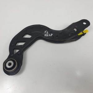 BRAZO SUSPENSION INFERIOR TRASERO IZQUIERDO A2463501006 INFINITI Q30 Autodesguaces Alicante