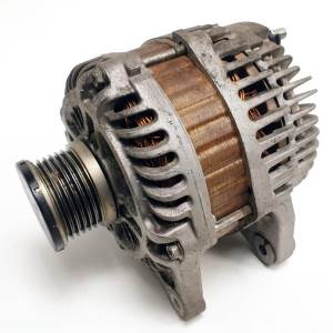 ALTERNADOR 23100JD200 NISSAN QASHQAI (J10) Autodesguaces Alicante