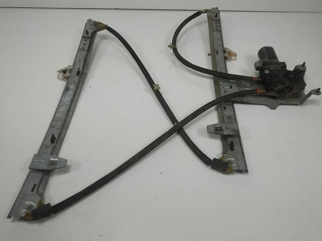 Lève-vitre avant droit - 0130821900 - CITROEN - XSARA PICASSO