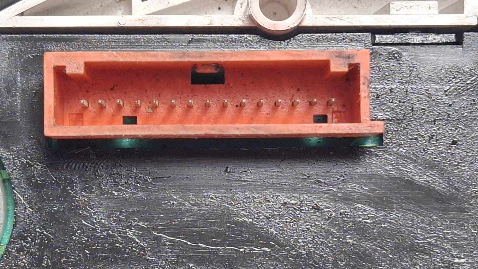 Foto 3 de Cuadro Instrumentos Renault Laguna II (bg0) (2001–2007)