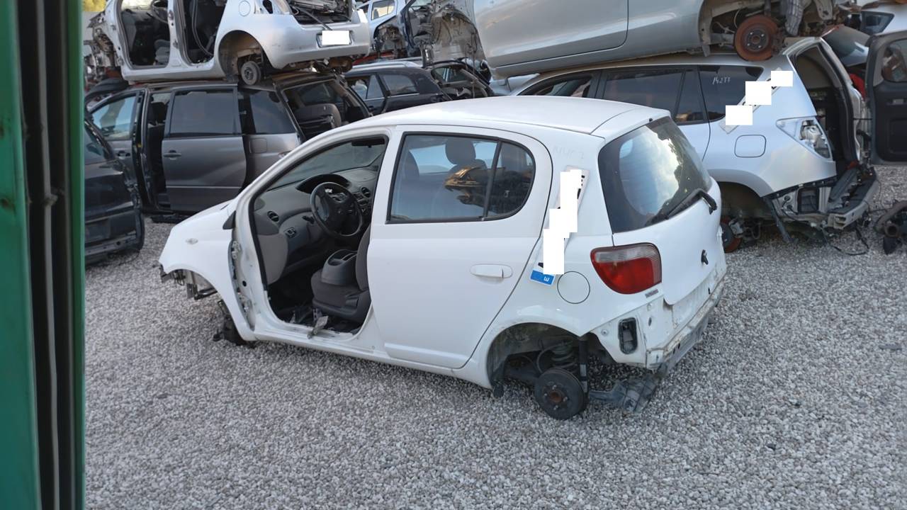 Imagen del vehículo TOYOTA YARIS (NCP1/NLP1/SCP1)