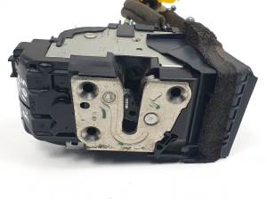 CERRADURA PUERTA DELANTERA DERECHA NISSAN JUKE (F15) Autodesguaces Alicante