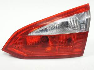 PILOTO TRASERO DERECHO INTERIOR BM5113A602BC FORD FOCUS TURN. (CB8) Autodesguaces Alicante