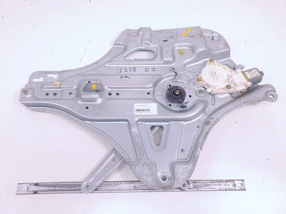 ELEVALUNAS DELANTERO IZQUIERDO - 824702G060 - KIA - MAGENTIS