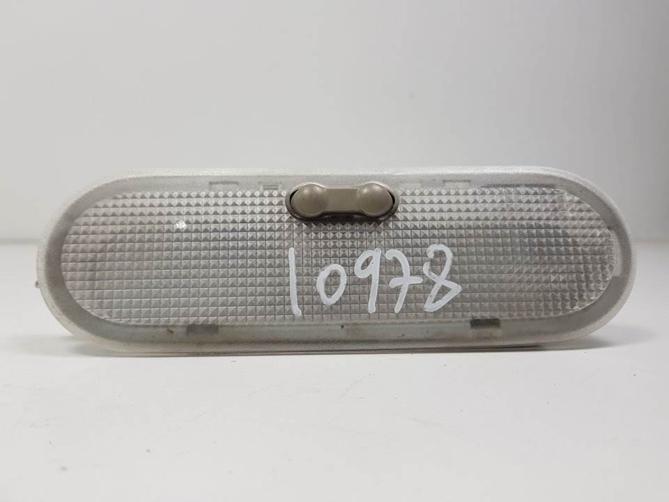 LUZ INTERIOR - 8200074362 - NISSAN - NOTE (E11E)