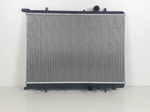 RADIADOR AGUA 1330F4 PEUGEOT 206 BERLINA Autodesguaces Alicante