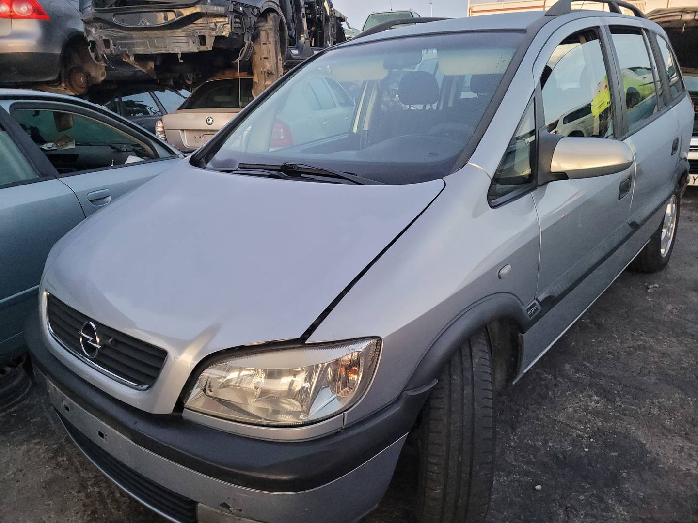 OPEL ZAFIRA A (1999 - 2005)