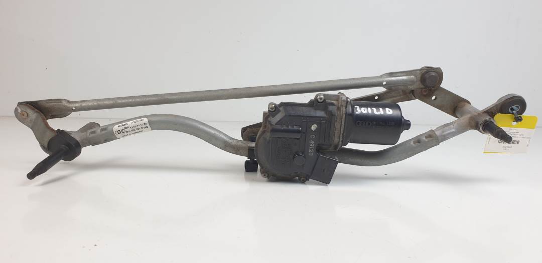 MOTOR LIMPIA DELANTERO - 8K1955119B - AUDI - A4 BER. (B8)