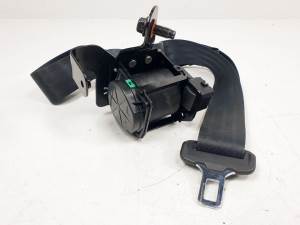 CINTURON SEGURIDAD TRASERO DERECHO 89820A6000 HYUNDAI I30 (GD) Autodesguaces Alicante