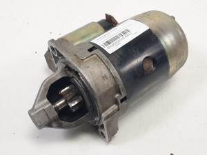 MOTOR ARRANQUE 3610021740 HYUNDAI ELANTRA (XD) Autodesguaces Alicante