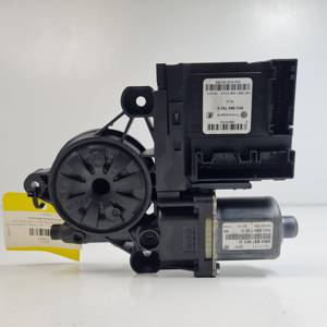 MOTOR ELEVALUNAS DELANTERO IZQUIERDO 5M2837401Q VOLKSWAGEN TIGUAN (5N1) Autodesguaces Alicante