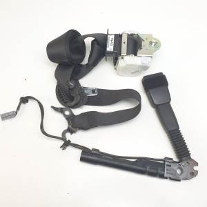 CINTURON SEGURIDAD DELANTERO DERECHO 34058428A BMW X1 (E84) Autodesguaces Alicante