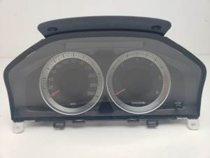 CUADRO INSTRUMENTOS 31327582AA VOLVO V70 FAMILIAR Autodesguaces Alicante