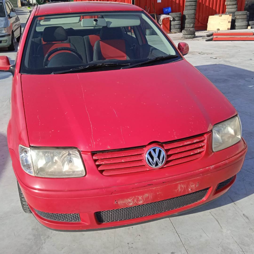 VOLKSWAGEN POLO BERLINA (6N2) (1999 - 2002)