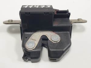 CERRADURA MALETERO / PORTON OPEL CORSA D Autodesguaces Alicante
