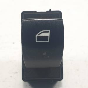 MANDO ELEVALUNAS DELANTERO DERECHO 6922244 BMW X3 (E83) Autodesguaces Alicante