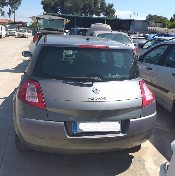 Imagen del vehículo RENAULT MEGANE II BERLINA 5P