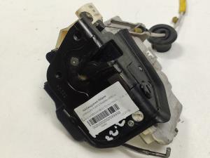 CERRADURA PUERTA TRASERA DERECHA 8E0839016AA AUDI A4 BERLINA (8E) Autodesguaces Alicante