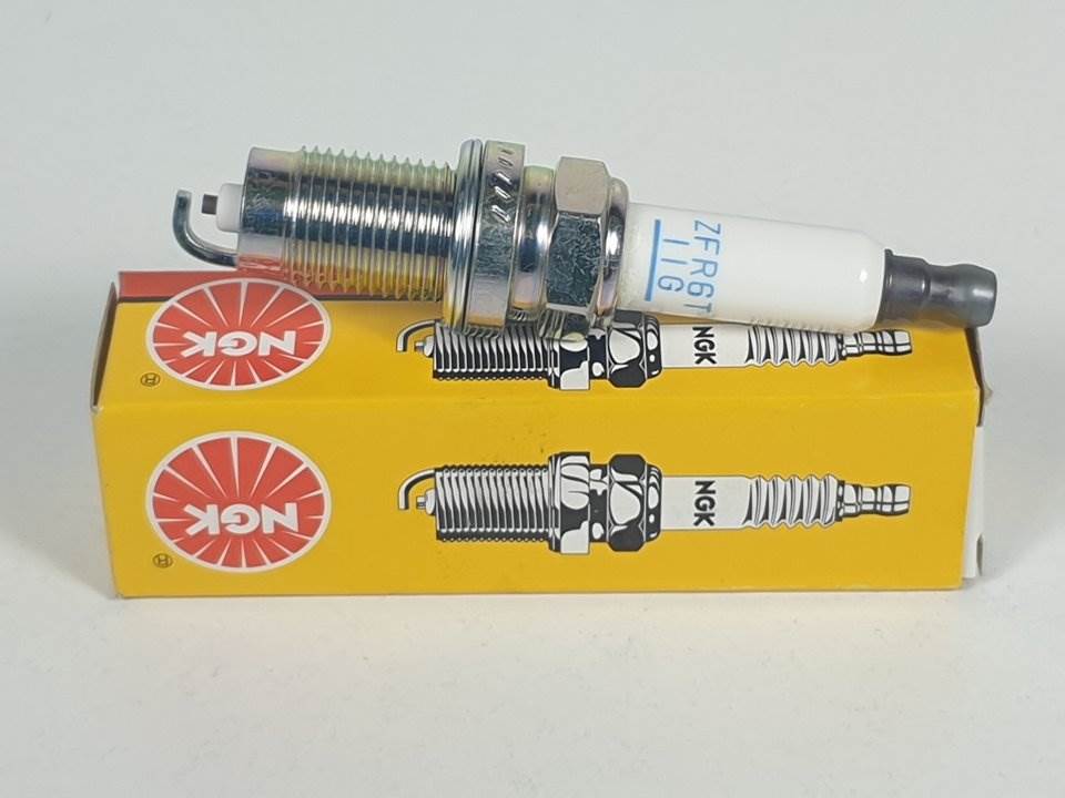 BUJÍA - ZFR6T11G - VOLKSWAGEN - POLO (9N3)