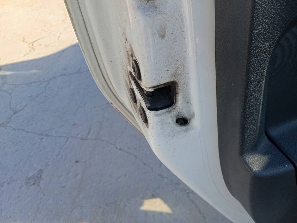 CERRADURA PUERTA TRASERA IZQUIERDA